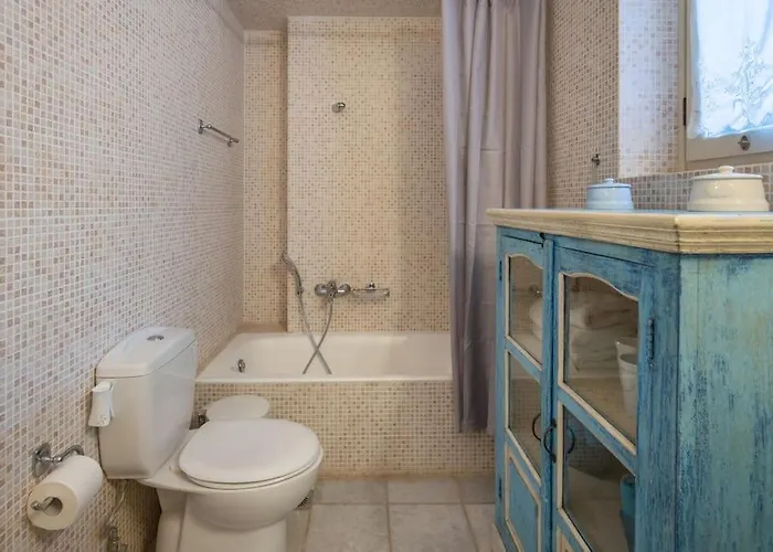 Apartmán Isterni - 3br House With Sea View & Bbq - Blue Coral 2 *